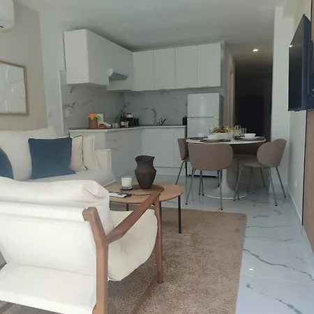 Papartment,ponderosa Lux , Апартаменты *